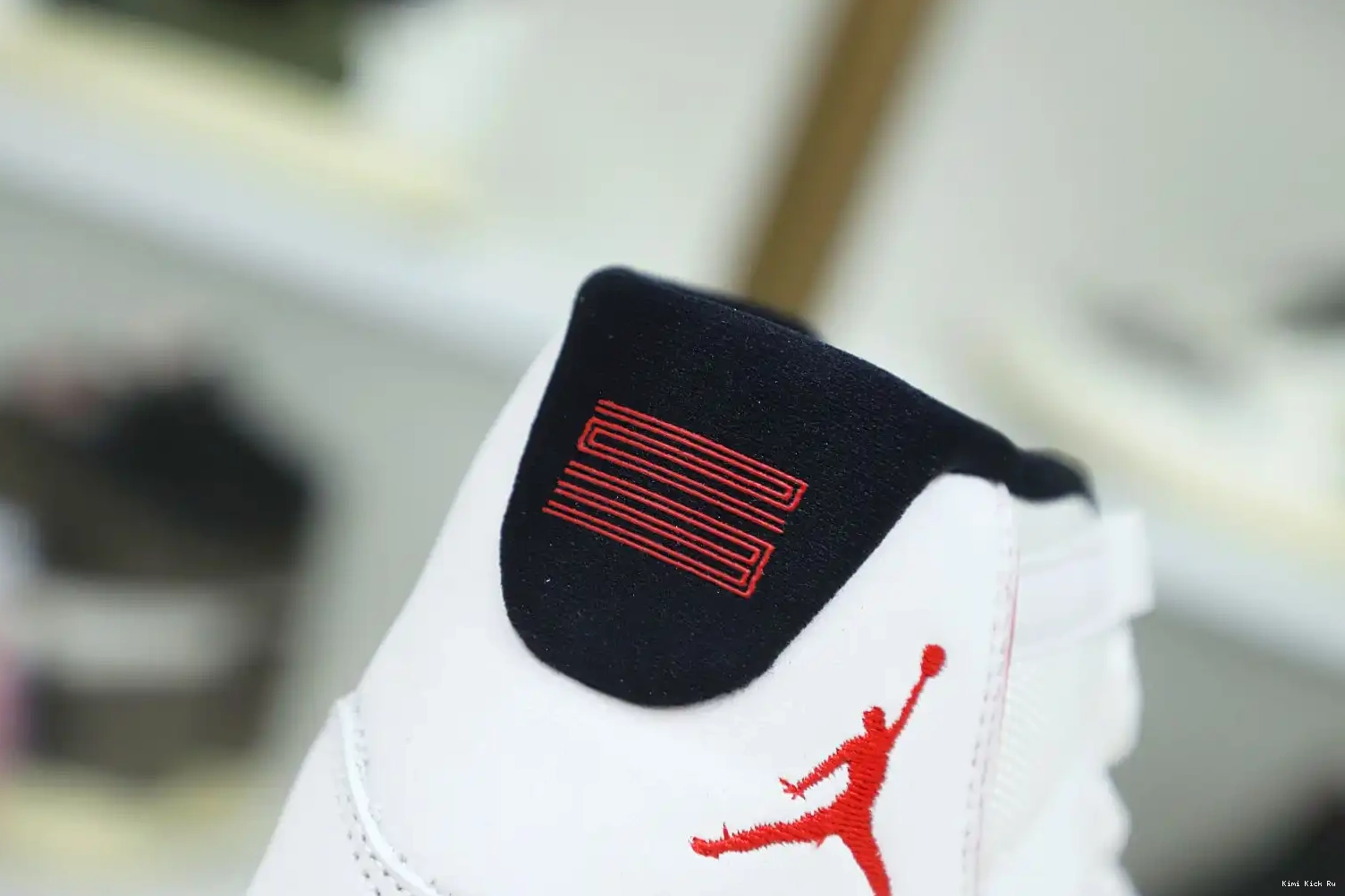 JORDAN TINT Kimikick 11 XI PLATINUM RETRO AIR 0526